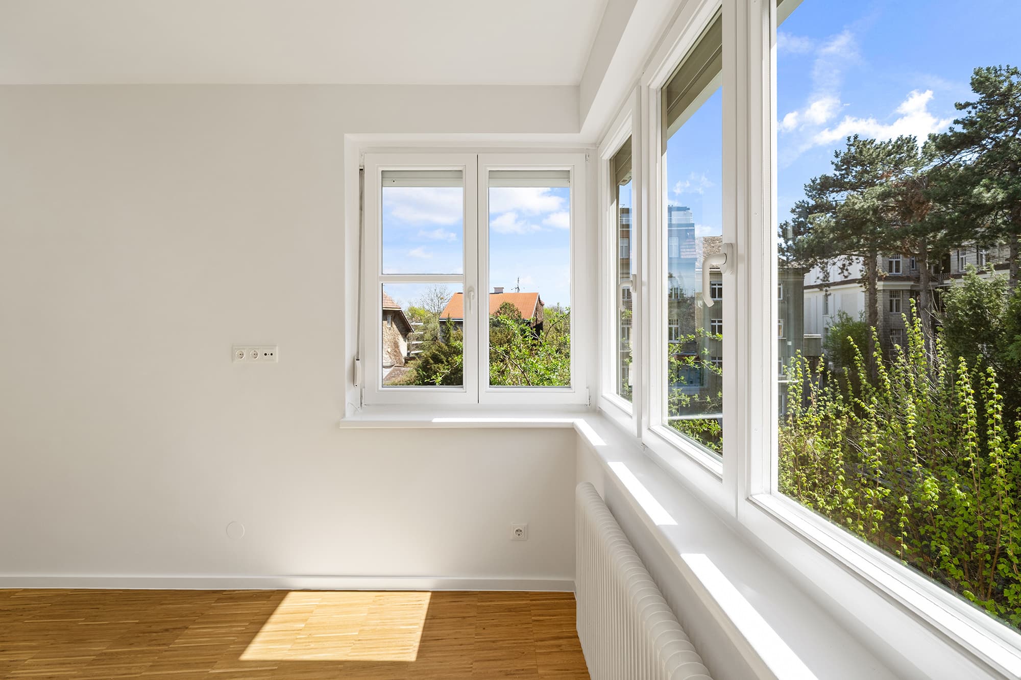 Traumhafte 5-Zimmer DG-Wohnung mit Terrassen und Grünblick!