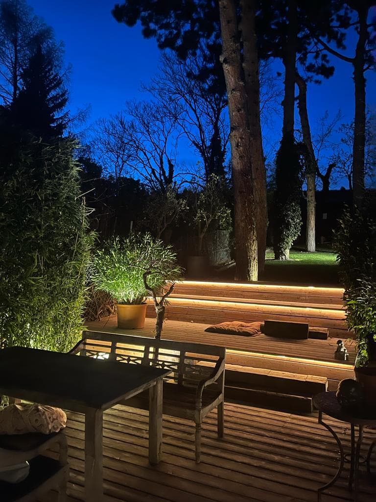 2 ZIMMER GARTENWOHNUNG MIT DIREKTEM ZUGANG ZUM NUSSBERG - TEILMÖBLIERT!