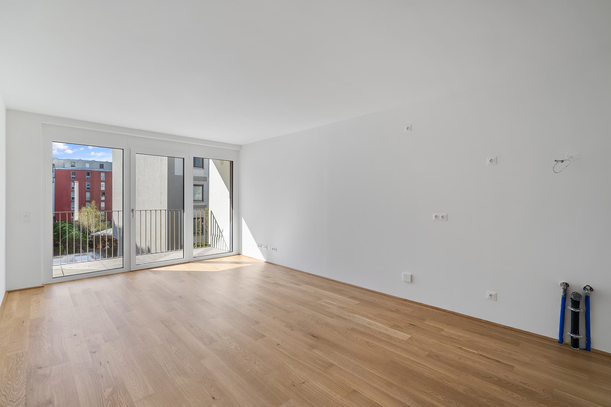 LILIE - Sonnige Balkonwohnung mit hofseitigem Schlafzimmer