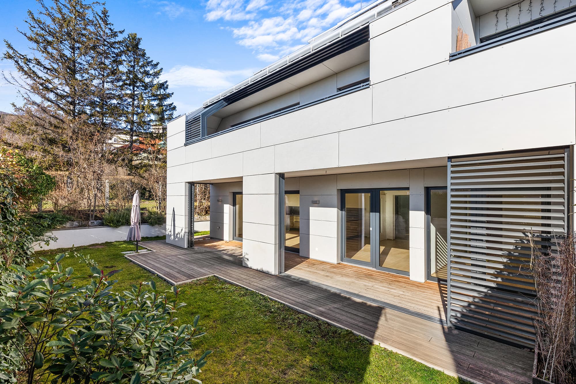WOHNEN IN GUMPOLDSKIRCHNER BESTLAGE MIT TERRASSE UND GARTEN!