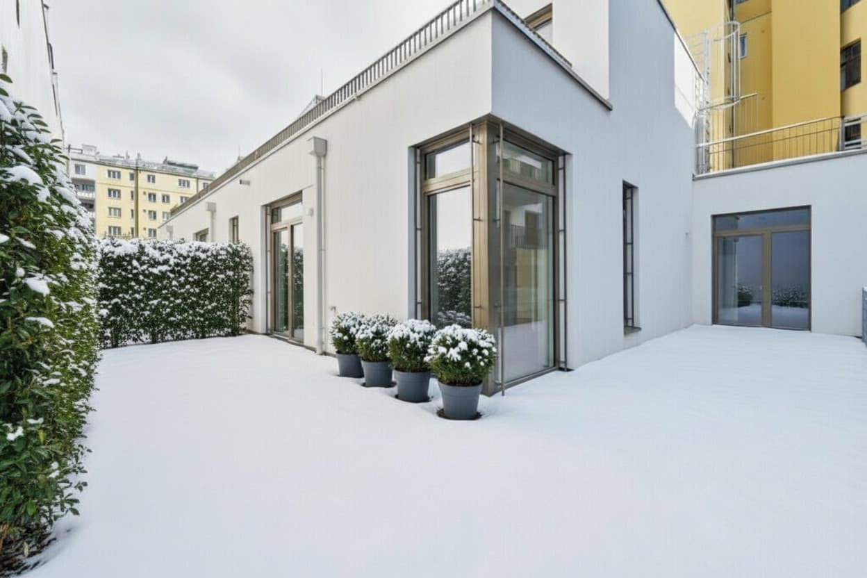 LILIE - Großzügiges Hofhaus mit Terrassen und  Garten
