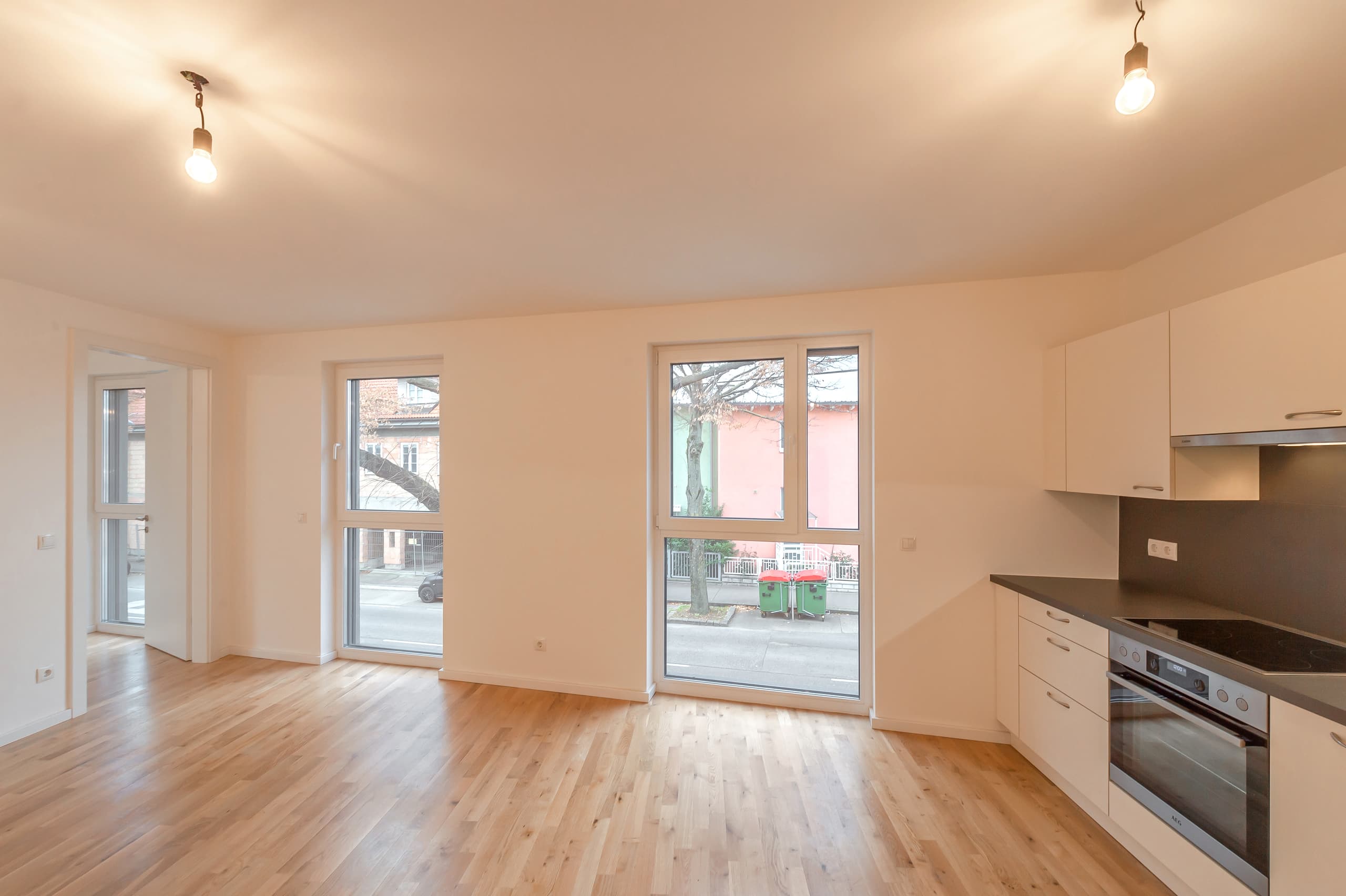 2 ZIMMER WOHNUNG - MODERNE WOHNOASE IM NEUEN OBERLAA