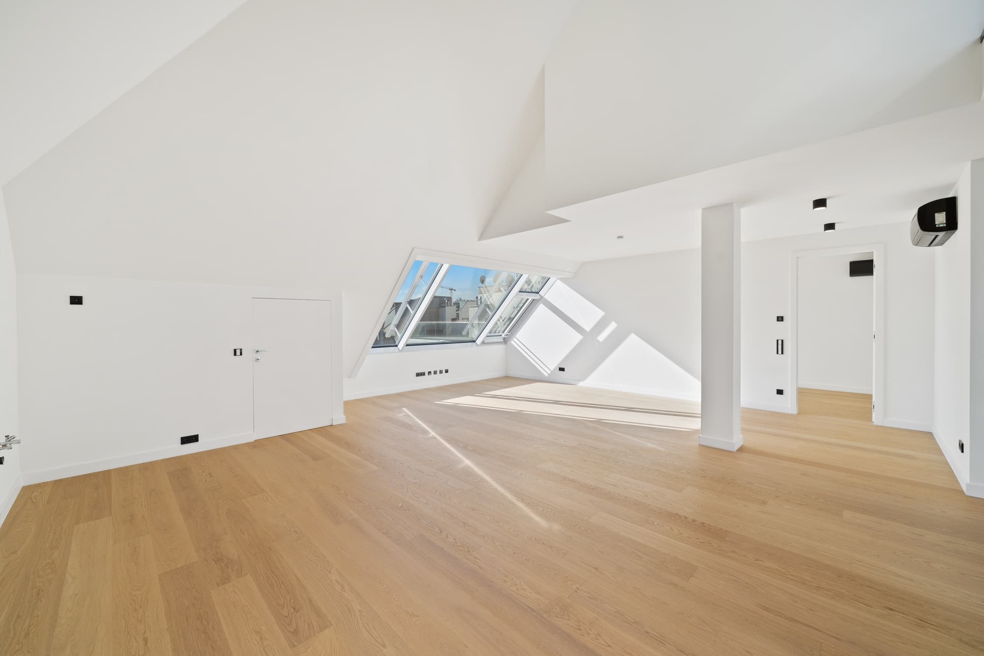 Luxuriöses Penthouse mit Dachterrasse und Blick zum Stephansdom