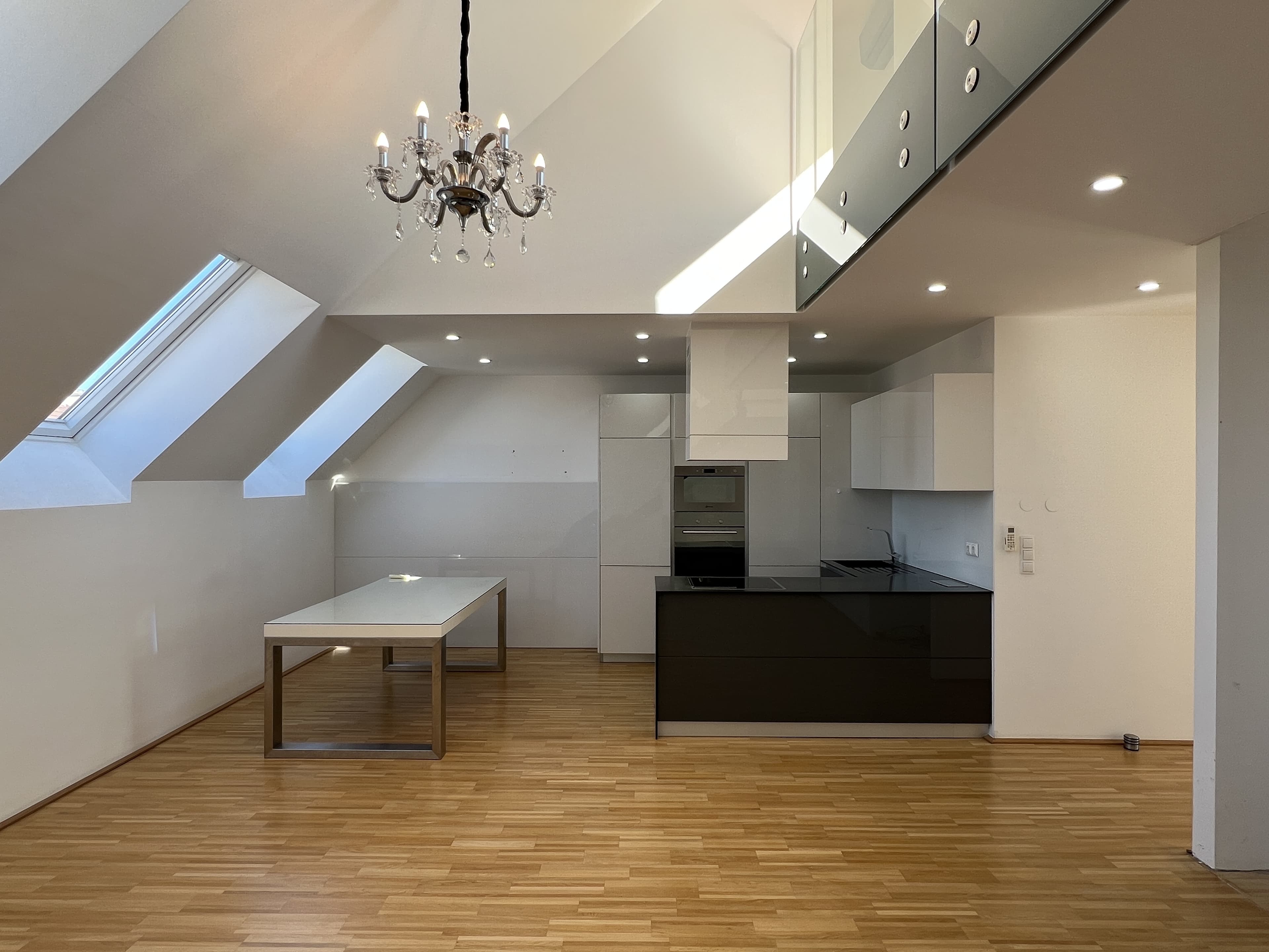 TRAUMHAFTE 2,5-ZIMMER-TERRASSEN WOHNUNG MIT FERNBLICK!