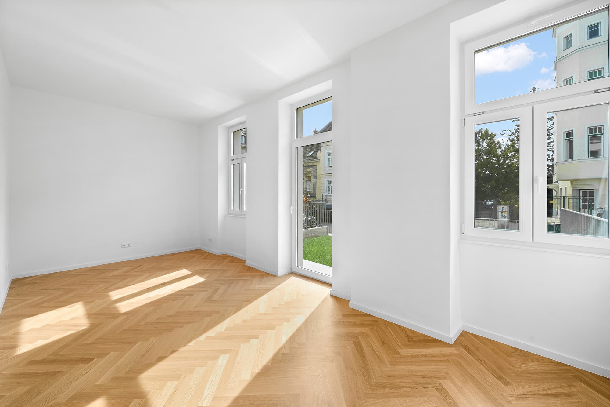 Gemütliche Altbauwohnung mit großzügiger Terrasse und Eigengarten