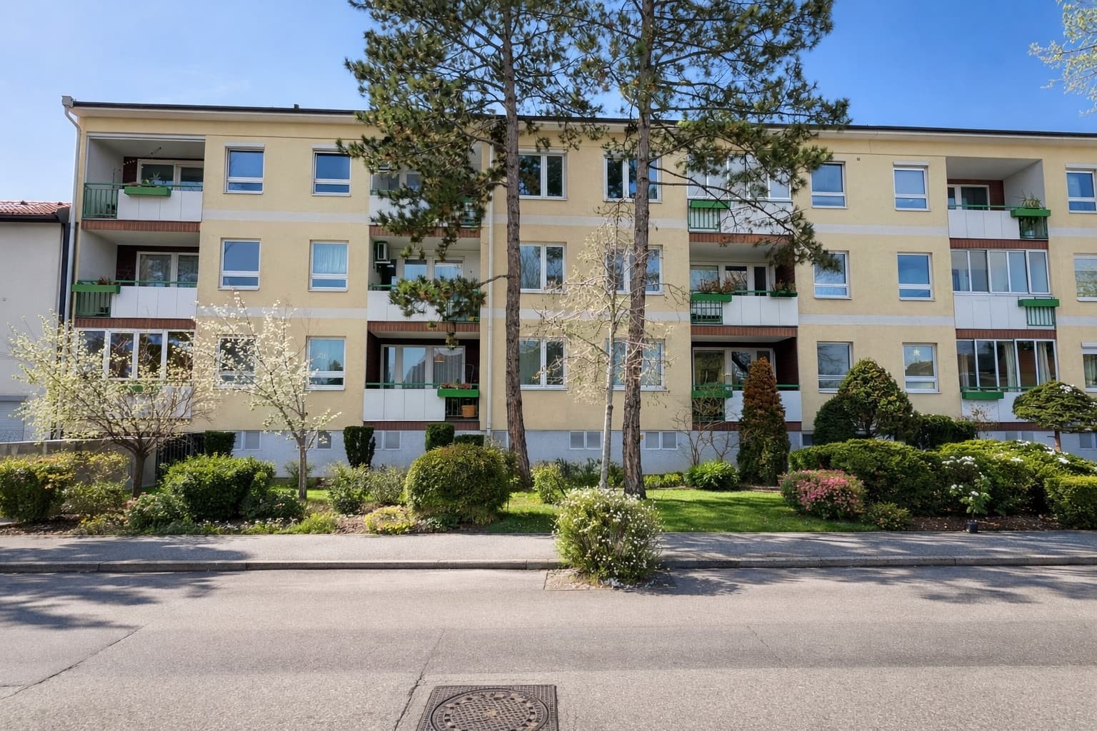 HELLE 3-ZIMMER-WOHNUNG NAHE LANDESKLINIKUM MÖDLING!