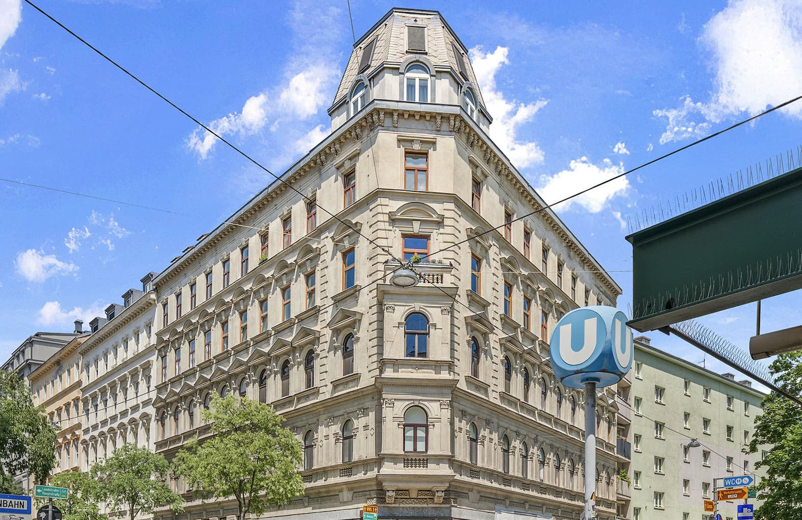TOP SANIERTE 2 ZIMMER ALTBAU WOHNUNG - IN UNMITTELBARER U3 NÄHE!