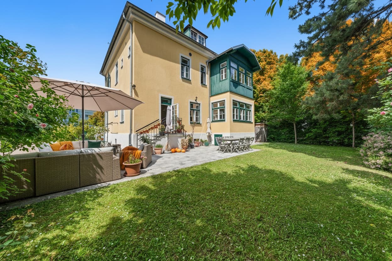 Charmante Familienresidenz mit traumhaftem Garten! Charmante Familienresidenz mit traumhaftem Garten!