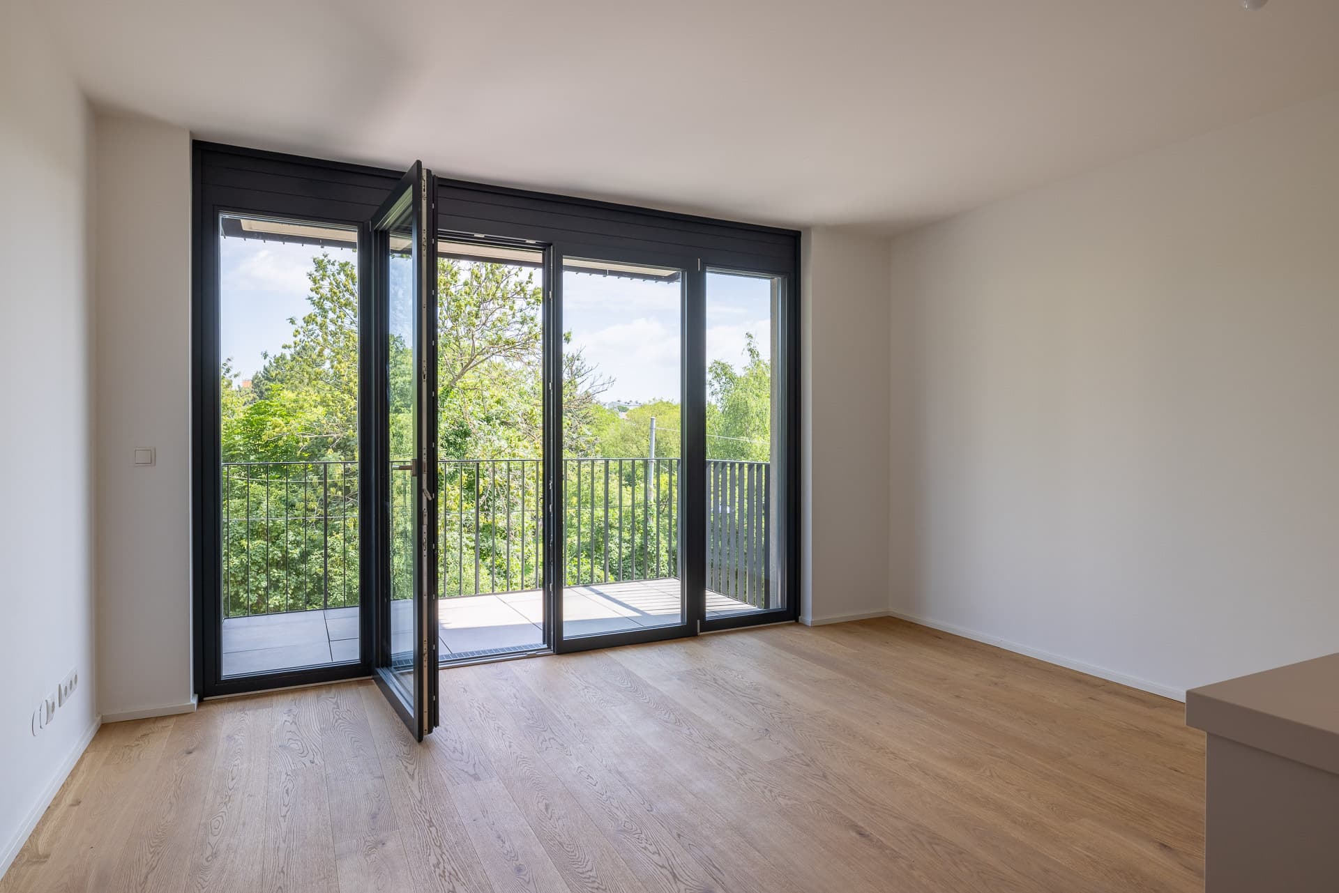 2 ZIMMER WOHNUNG MIT BALKON IN OBERDÖBLING! 2 ZIMMER WOHNUNG MIT BALKON IN OBERDÖBLING!